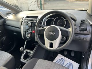 /photos/11596/953e133e-ff66-4348-92bc-fd864d0149dc_i320x240.jpg